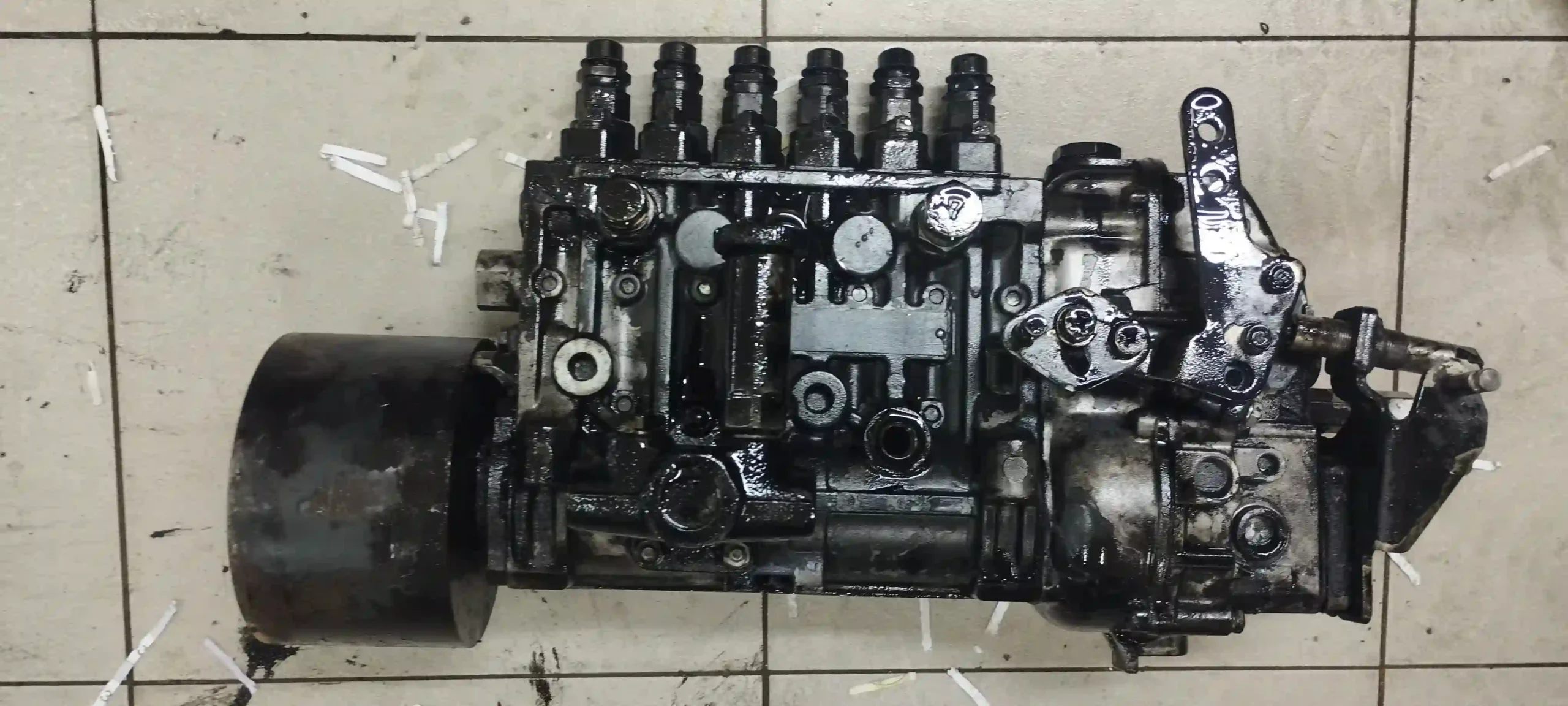 Komatsu D85-ESS