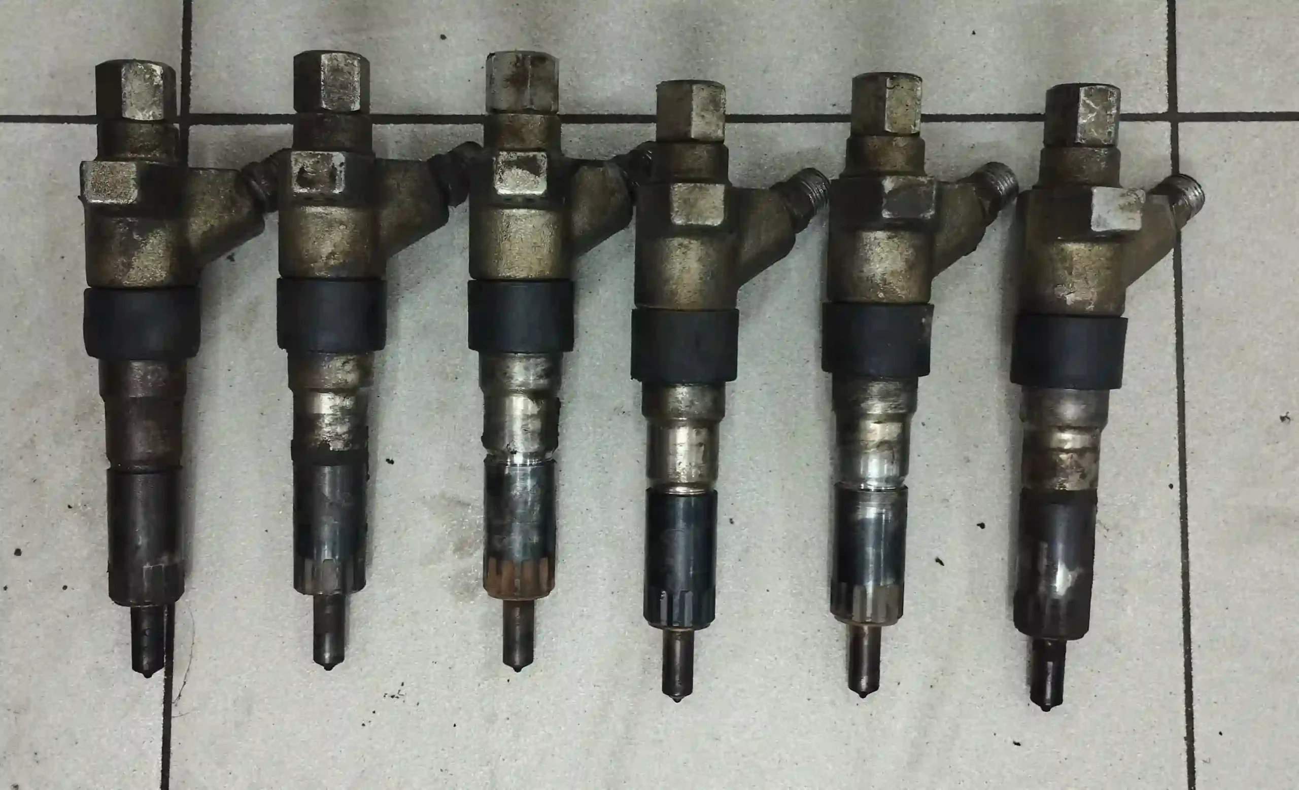 Nozzle Mitsubishi Fuso 220 PS