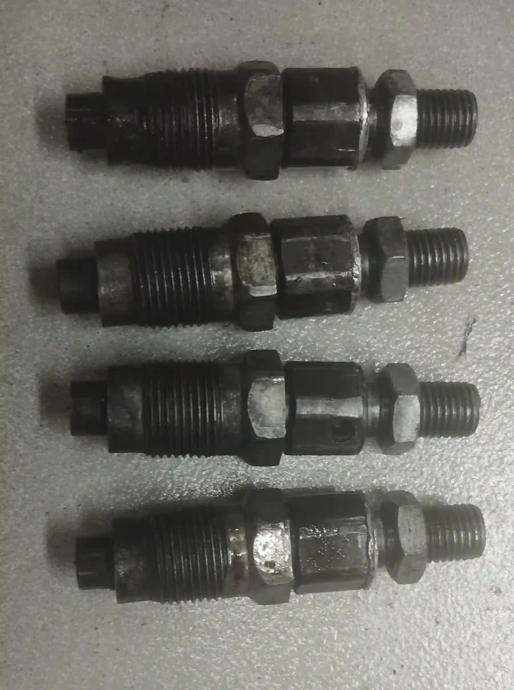 Nozzle Mitsubishi UD50